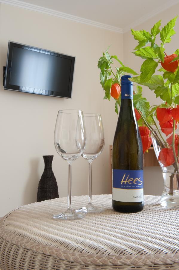 Weingut Hees - Landgasthof Zum Jaeger Aus Kurpfalz Auen Pokoj fotografie